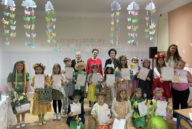 IV Międzyszkolny Konkurs Recytatorski „Wiosenne spotkanie z poezją” 