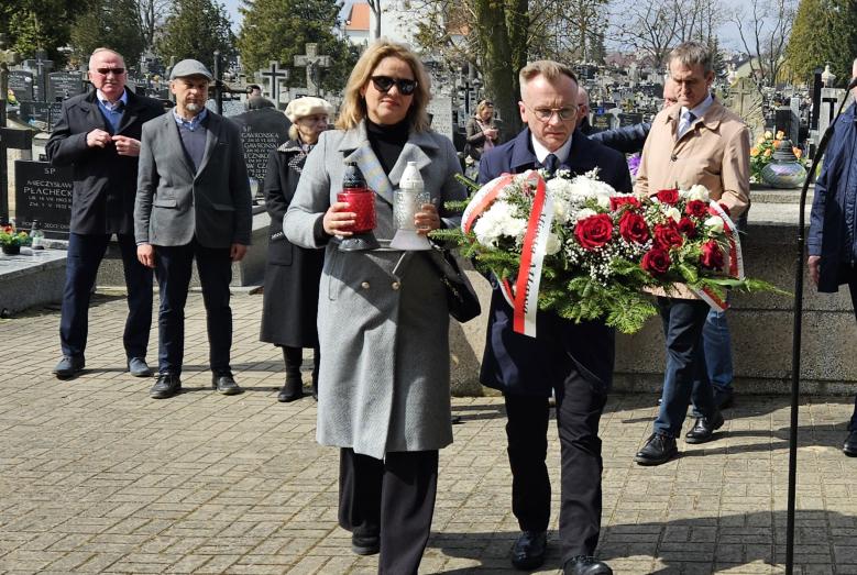 Złożenie kwiatów UMM