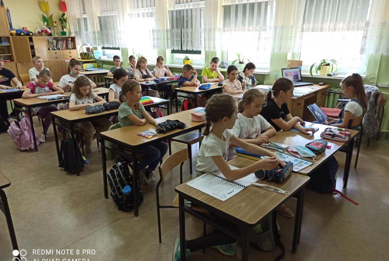 Czytam z klasą - III d z SP nr 7 w Mławie