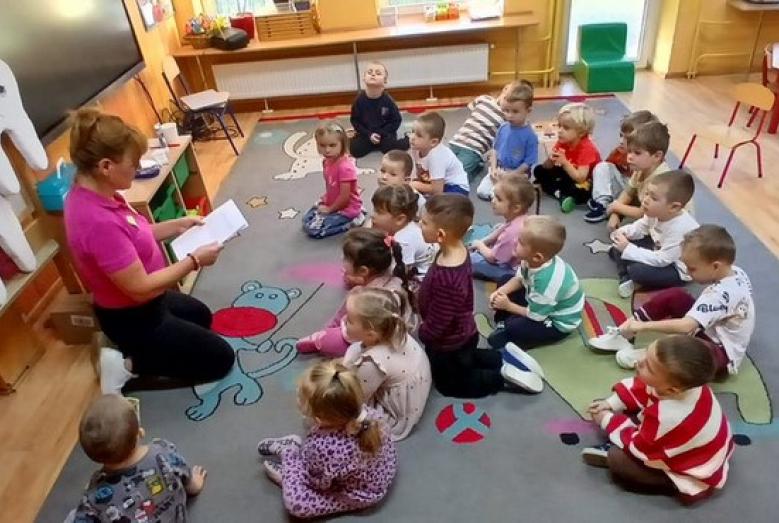 Pomoc stomatologa z wizytą w Księżycach w MPS nr 4