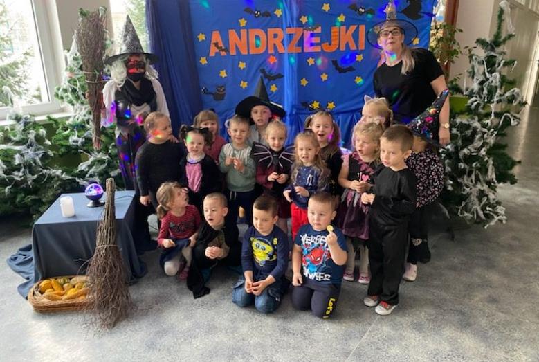 Andrzejki magiczny dzień wróżb w Szkole Podstawowej nr 2 