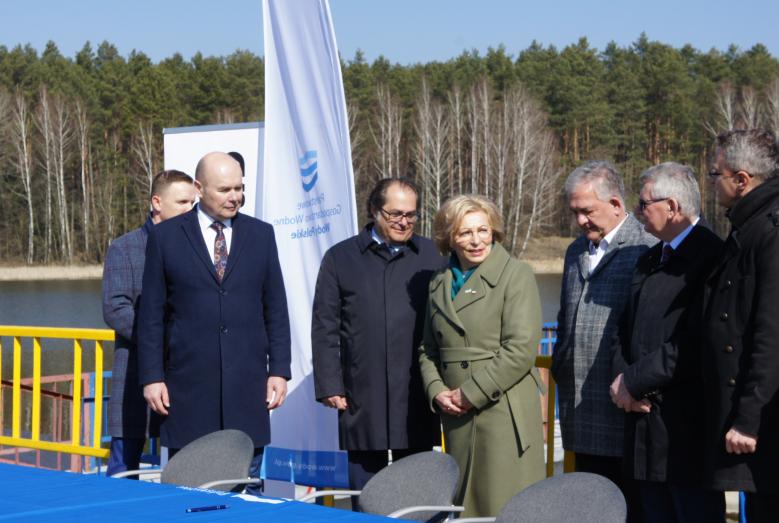 Uroczyste podpisanie umowy na przebudowę zbiornika Ruda