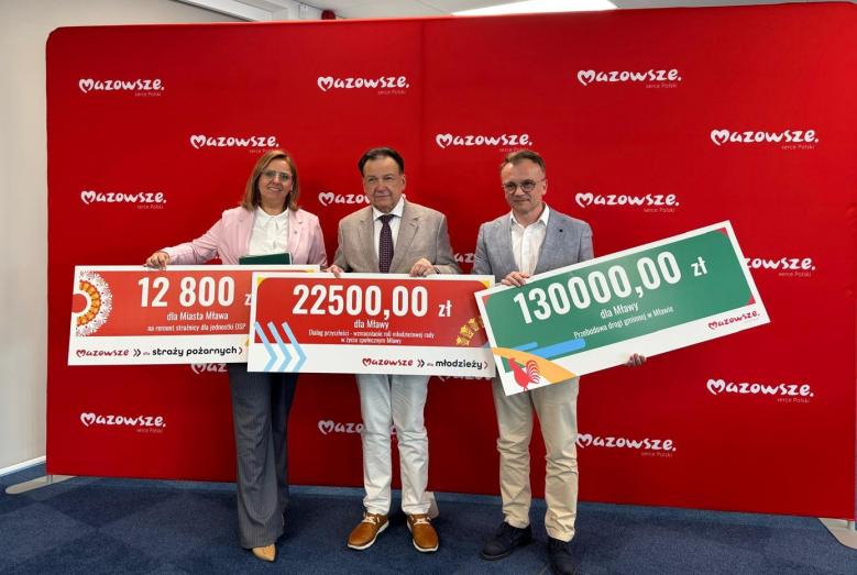 Dotacje z Mazowsza dla Mławy. Umowy na trzy ważne zadania podpisane!