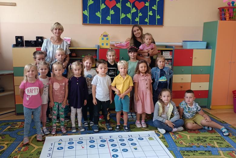 Wakacyjne kodowanie na dywanie w MPS nr 2