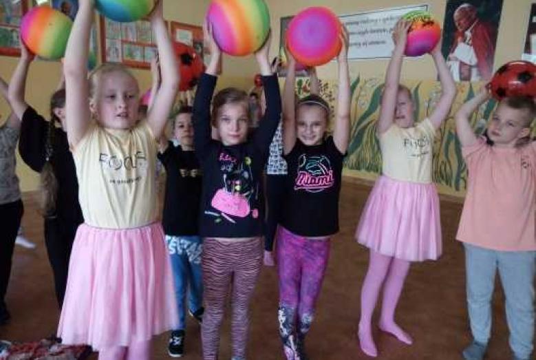 Dzień Dziecka w klasie 1a w SP nr 7 w Mławie
