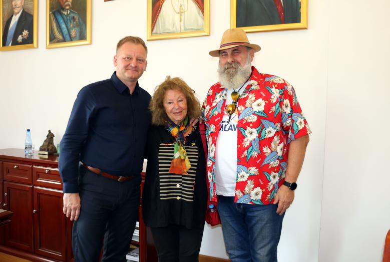 Piotr Jankowski, Rina Benari, Tadeusz Stabach