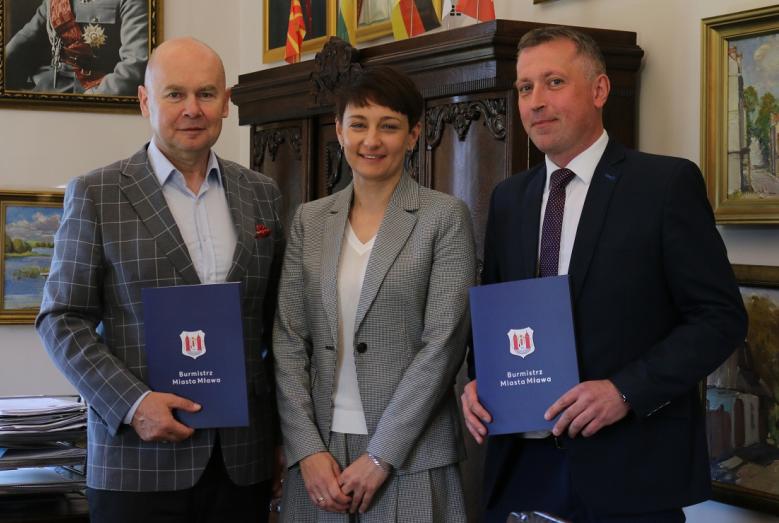 Podpisanie umowy na Studzieniec