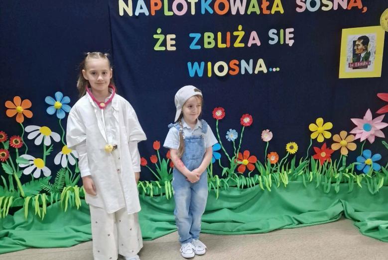 Dziewczynki z MPS 2 wyróżnione w Międzyszkolnym Konkursie Recytatorskim 