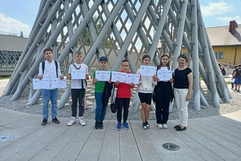 Laureaci z SP 4 w "Zawodach Matematycznych" 