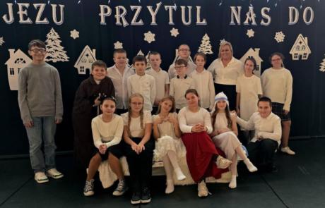 Przedstawienie "Anielski kłopot" w SP nr 2
