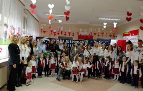 Warsztaty patriotyczne w Stokrotkach i Biedronkach w MPS nr 3