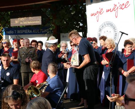 Festiwal piosenki Żołnierskiej i Patriotycznej_.jpg 293