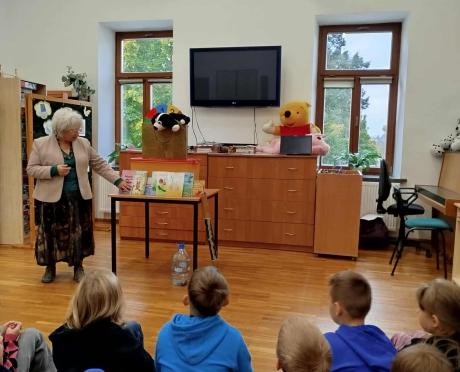 Spotkanie autorskie z Mirą Białkowską w Miejskiej Bibliotece Publicznej