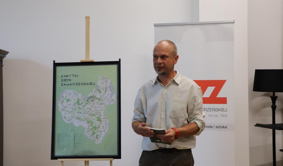 Dyrektor Muzeum Ziemi Zawkrzeńskiej w Mławie Robert Zaborowski