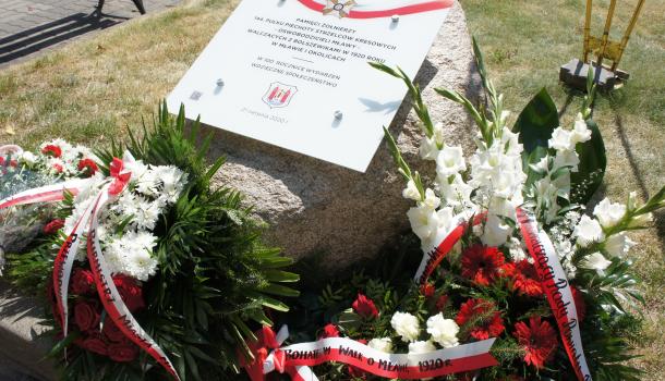 Odsłoniecie pamiątkowej tablicy - setna rocznica Bitwy Warszawskiej-37