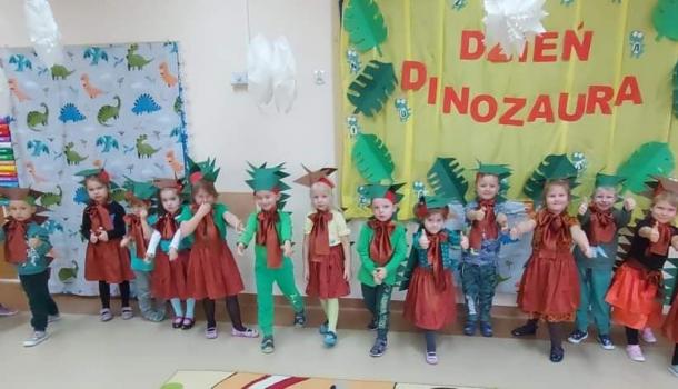 Dzień Dinozaura w Biedronkach w MPS nr 3 w Mławie