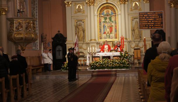 Msza św. w kościele Świętej Trójcy w Mławie