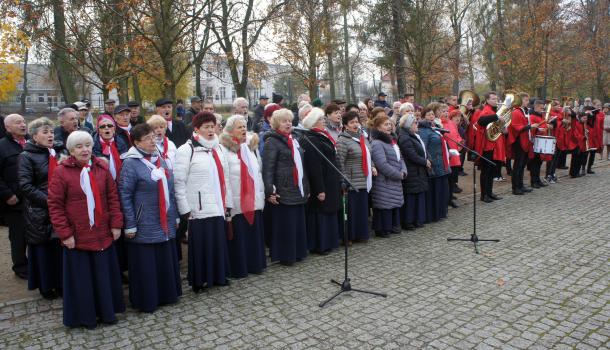 Narodowe Święto Niepodległości w Mławie - 44.JPG 2