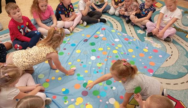 Międzynarodowy Dzień Kropki w 5-6 latkach MPS 3 Mława