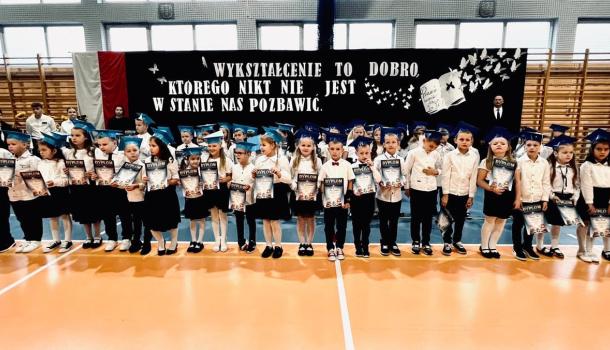 Pasowanie na ucznia Szkoły Podstawowej nr 2