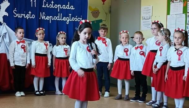 Uroczystość z okazji 11 listopada w MPS nr 4