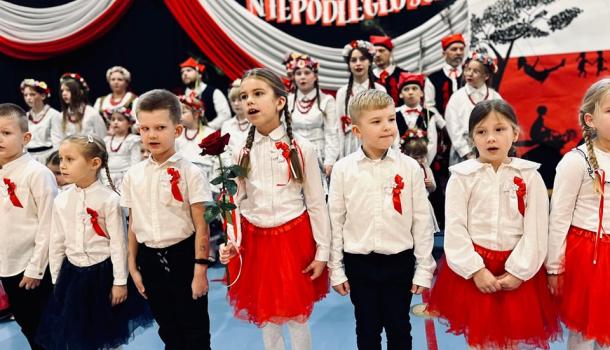 Narodowe Święto Niepodległości w przedszkolu SP nr 2