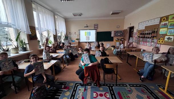 Zajęcia w ramach kampanii Burmistrza Miasta Mława "Czy wiesz, jak segregować?" w SP 4