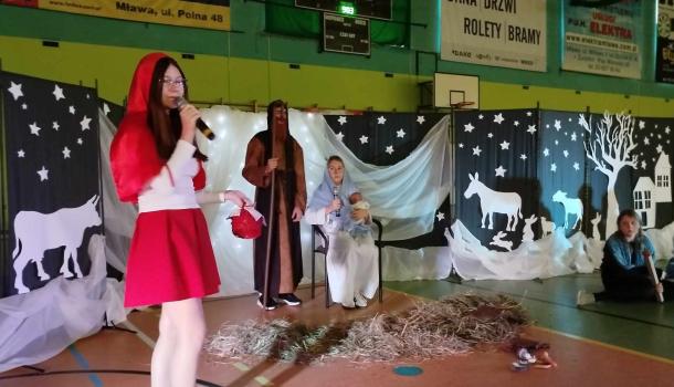 Świąteczne jasełka w SP nr 3 – magia Bożego Narodzenia w sercach dzieci i dorosłych