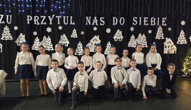 Wieczór kolęd i pastorałek w klasach I-III w SP nr 2