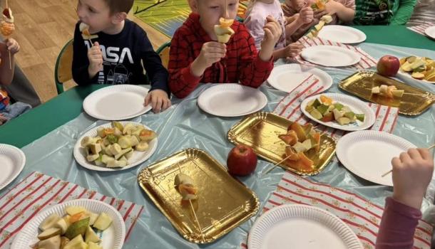 „Jedz owoce, chrup warzywa - to na zdrowie dobrze wpływa”- innowacja pedagogiczna w MPS nr 2