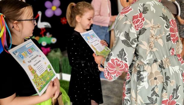 Międzyszkolny Konkurs Plastyczny „Bukiet Pani Wiosny”
