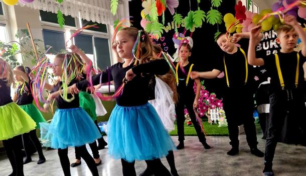 Międzyszkolny Konkurs Plastyczny „Bukiet Pani Wiosny”