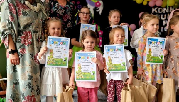 Międzyszkolny Konkurs Plastyczny „Bukiet Pani Wiosny”