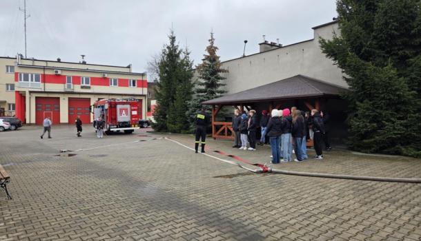 Wycieczka zawodoznawcza w ramach projektu Kariera bez barier w SP 3
