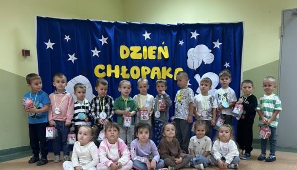 Dzień Chłopaka w grupie Księżyce w MPS nr 4
