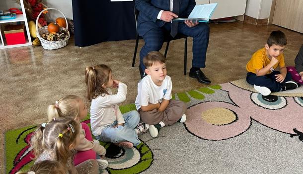 Projekt czytelniczy "Magiczna moc bajek" w przedszkolu SP nr 2