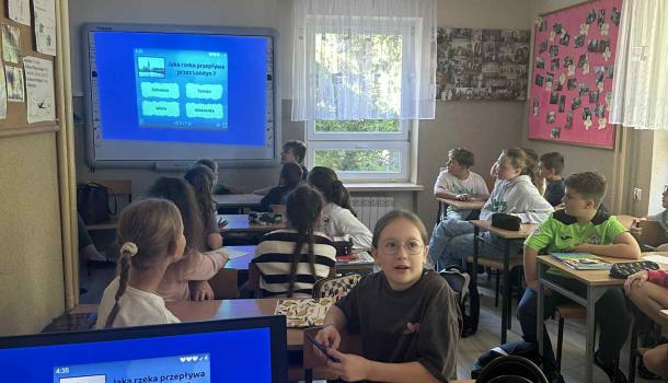 Europejski Dzień Języków Obcych w SP nr 3 – starsi uczą młodszych