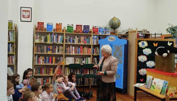 Spotkanie autorskie z Mirą Białkowską w Miejskiej Bibliotece Publicznej