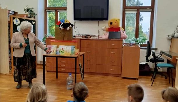 Spotkanie autorskie z Mirą Białkowską w Miejskiej Bibliotece Publicznej