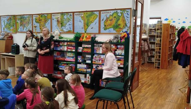 Spotkanie autorskie z Mirą Białkowską w Miejskiej Bibliotece Publicznej