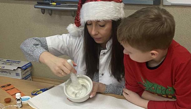 Poznajemy zawody swoich rodziców – zajęcia z farmaceutą w SP nr 3