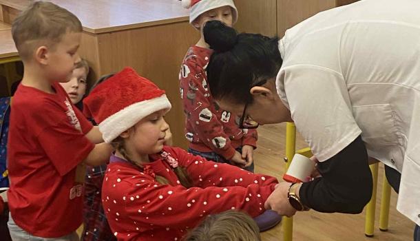 Poznajemy zawody swoich rodziców – zajęcia z farmaceutą w SP nr 3