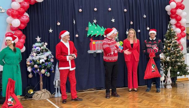 Mikołajkowa wizyta Pana Burmistrza w MPS 2