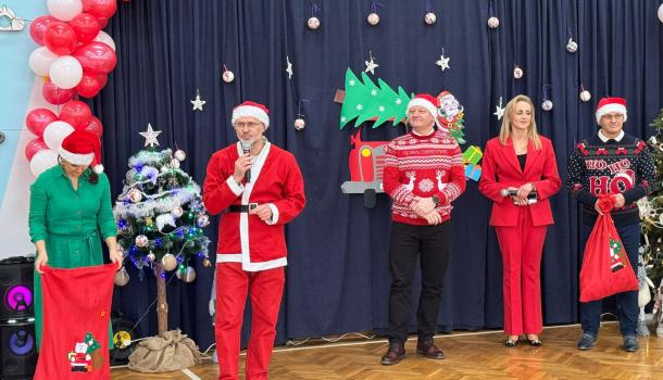 Mikołajkowa wizyta Pana Burmistrza w MPS 2