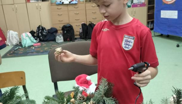 Świąteczne warsztaty florystyczne w ZPO 2