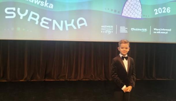 Wiktor Wroński z SP 4 w Finale 49. Konkursu Recytatorskiego Warszawska Syrenka