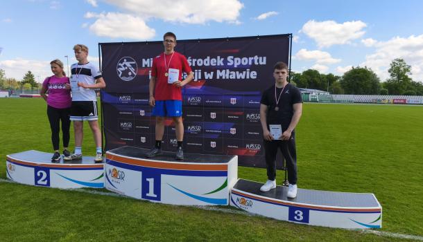 Uczniowie z SP 4 w finale powiatu w lekkoatletyce